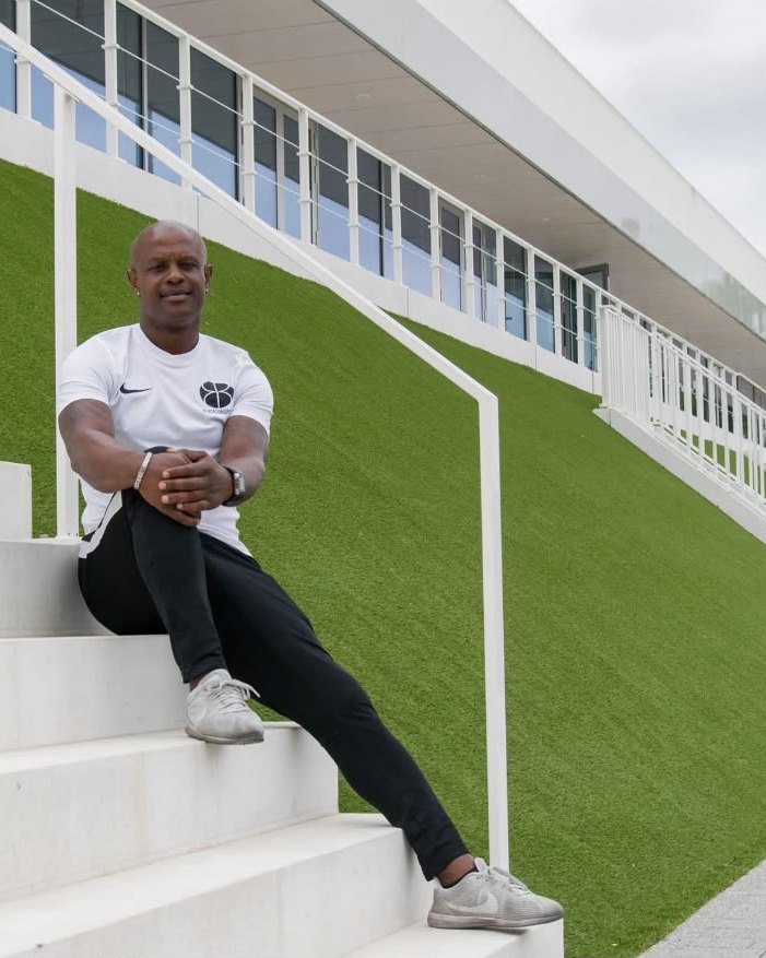 Dwight Blackson, ontwikkelaar van Football Brain Coaching